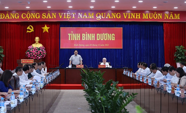 Thủ tướng Chính phủ Phạm Minh Chính làm việc với lãnh đạo chủ chốt tỉnh Bình Dương